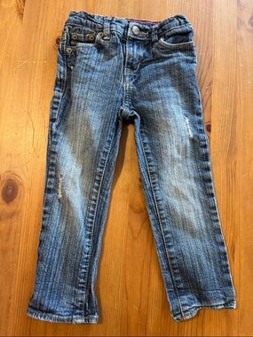 Levi's Slim Straight Distressed Jeans in Faded Blue